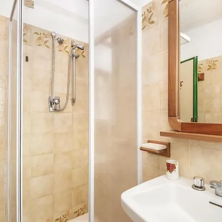 Holiday home Roselli *